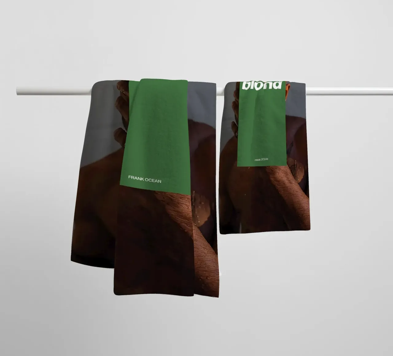 Blond / Music By Frank Ocean asciugamano da bagno da Attaboy Dsgn