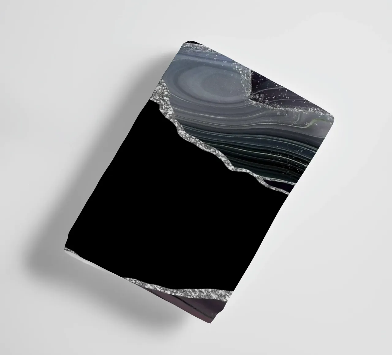 Texture Agata Glitterata Nera e Argento 01 asciugamano da bagno da Gemstone Textures
