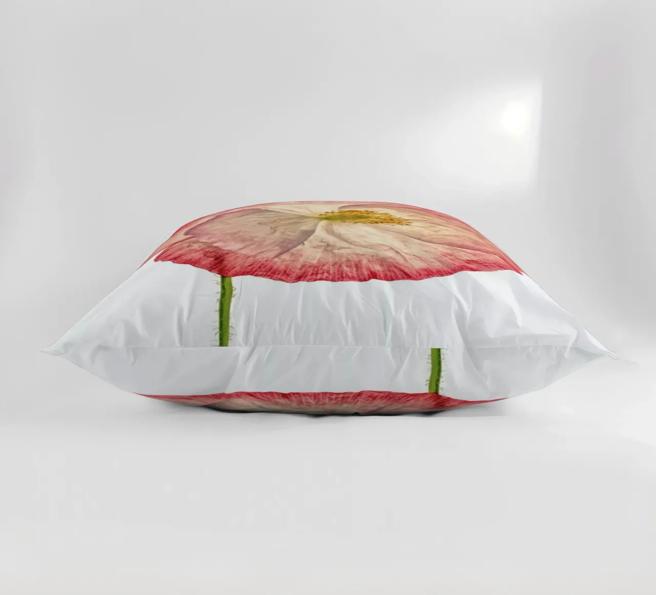 Poppy 3 cuscino da Curious Collections by Marielle Leenders