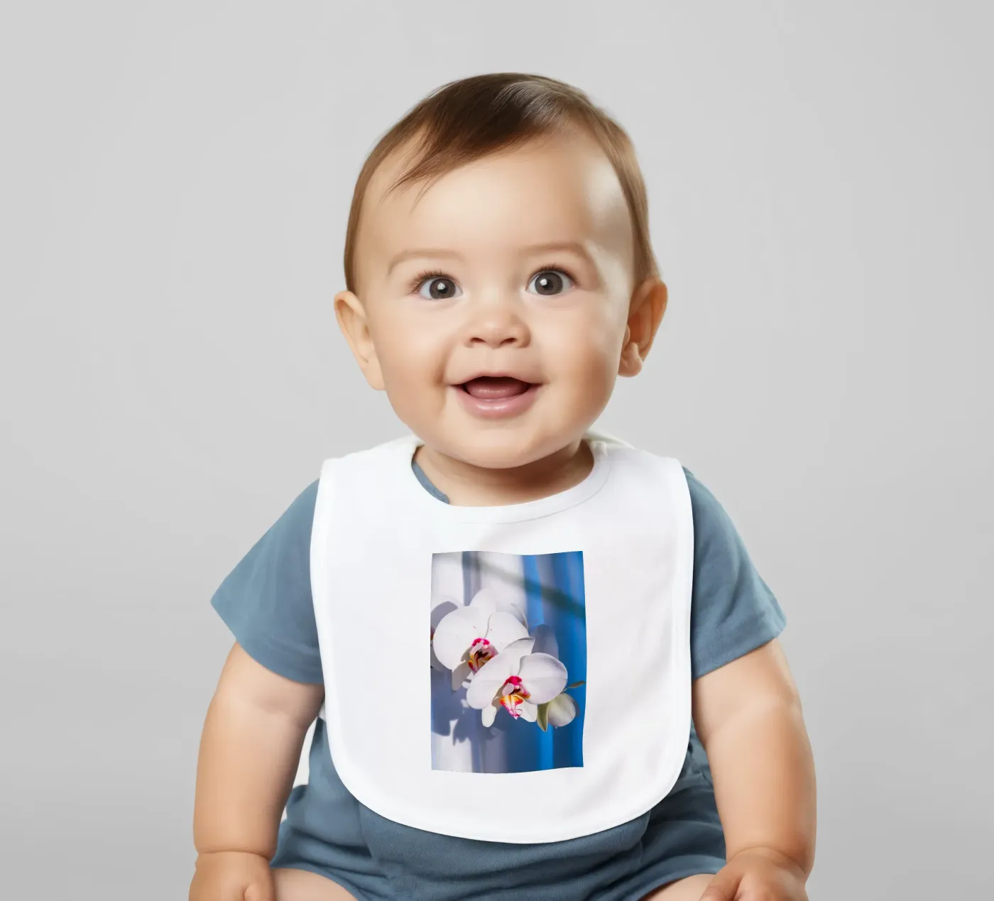 Flora #11 baby slabbetje van rafael campezato