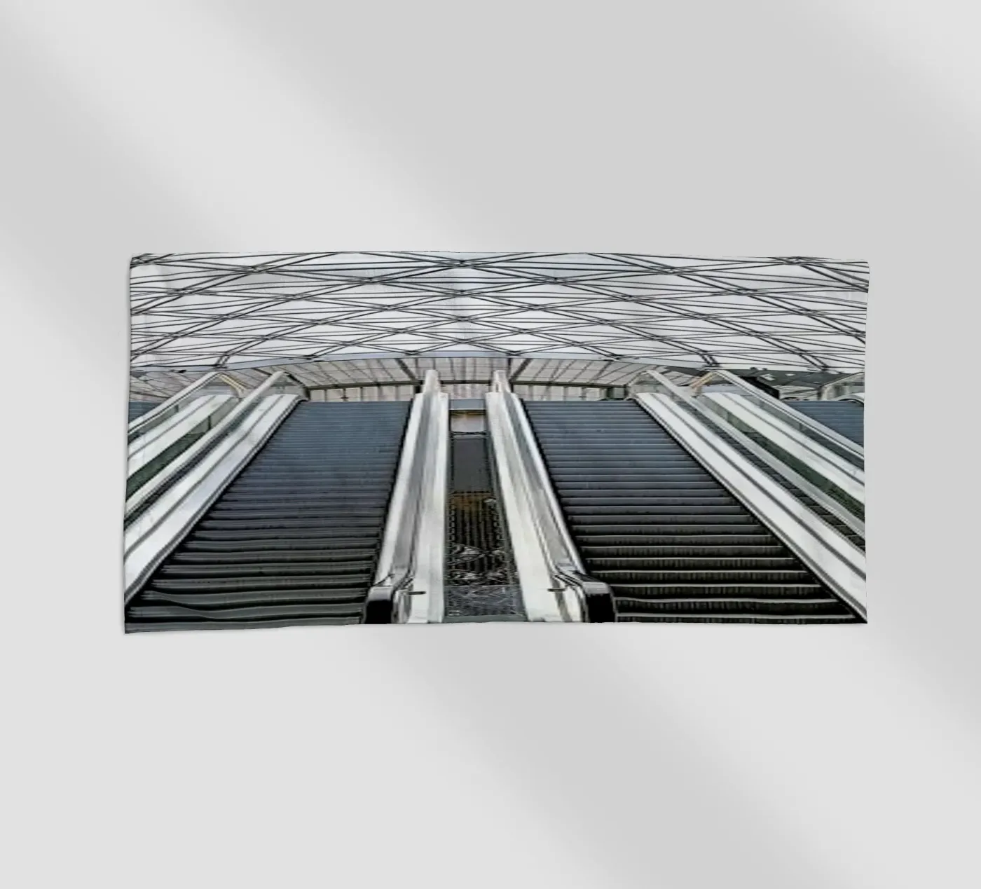 Triangeln telo mare da Michael Belhadi