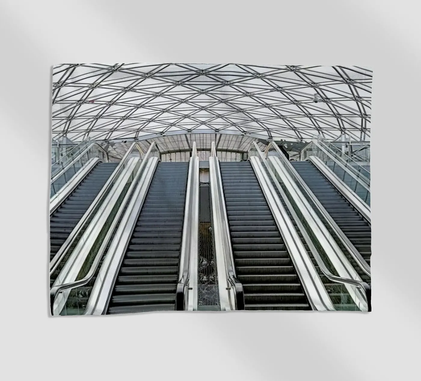 Triangeln telo mare da Michael Belhadi