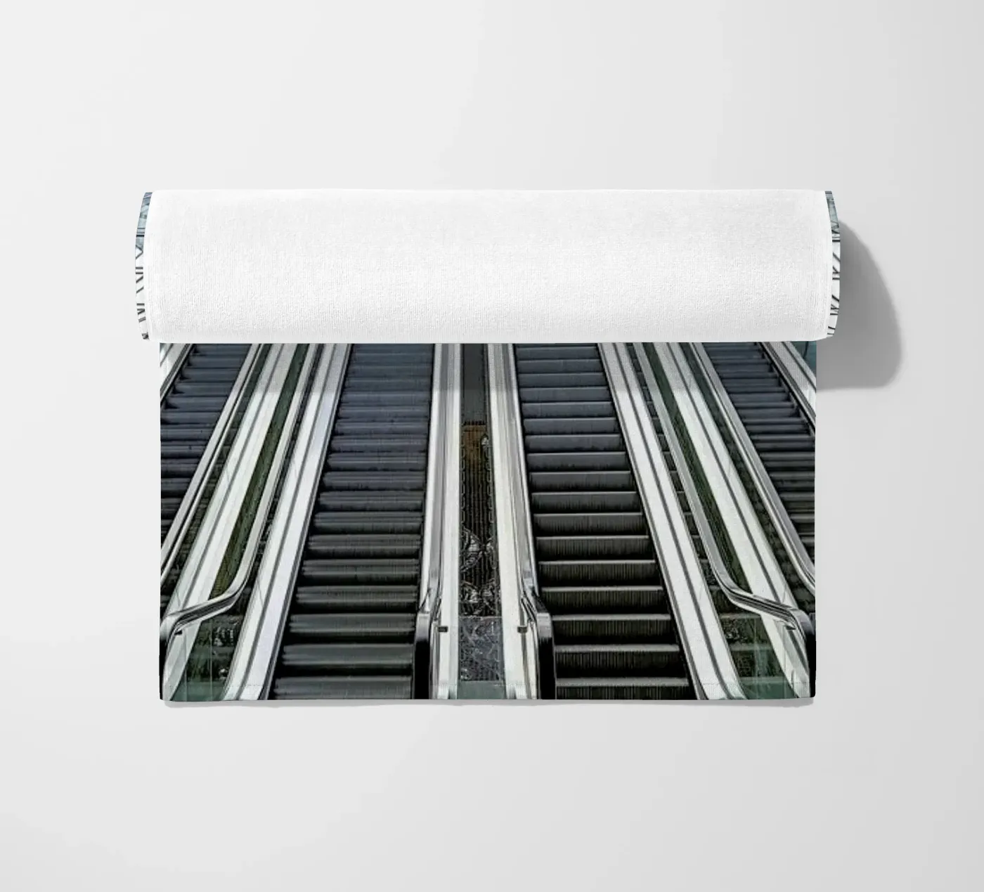 Triangeln telo mare da Michael Belhadi