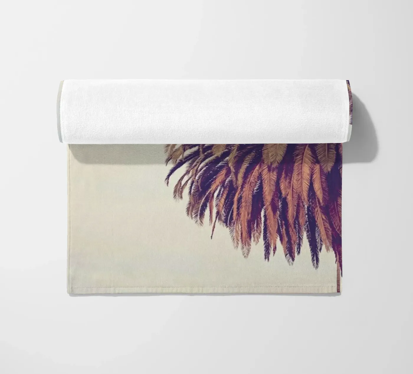 Escape strandhanddoek van Catherine McDonald