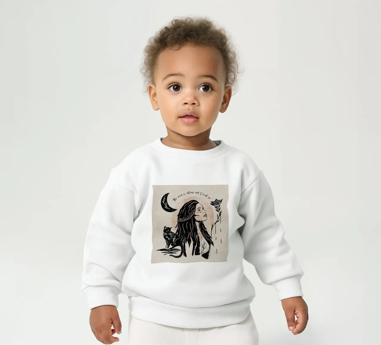 The Moon is Calling and I Must Go Tipografía Ilustración sudadera de bebé de This Wild Soul - Illustration