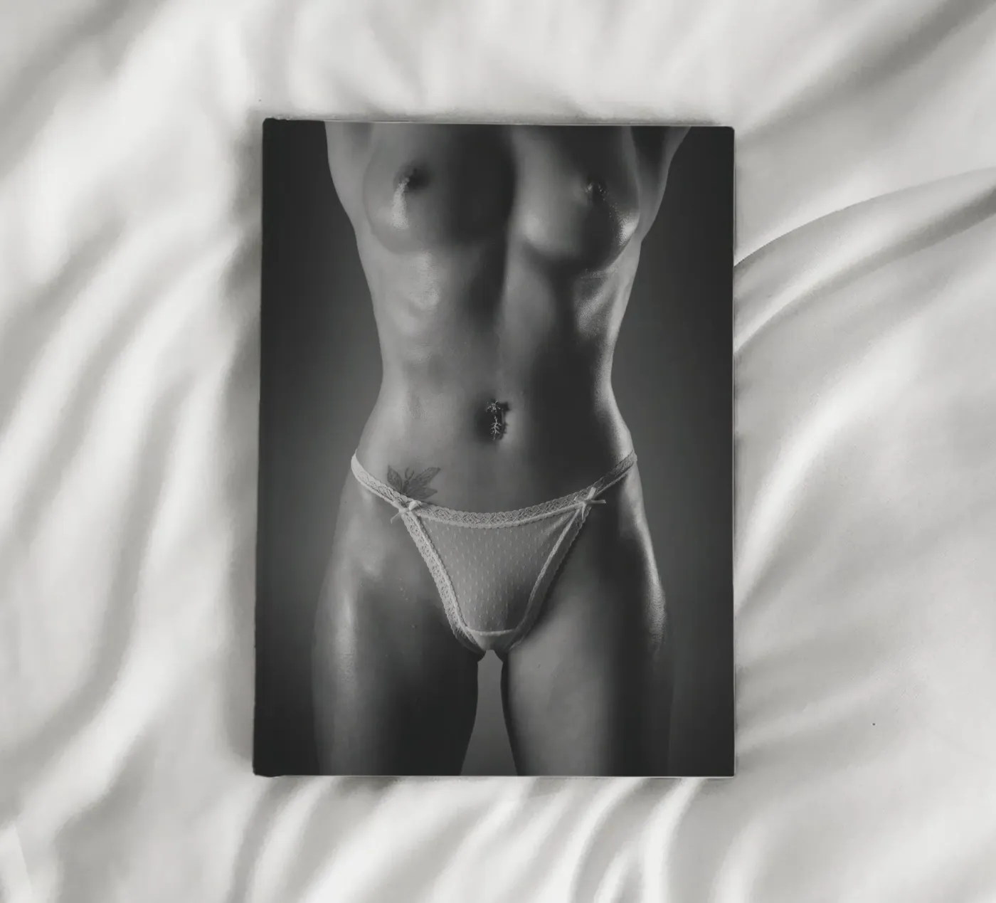 Ashlee notebook by Dave Hare Photography