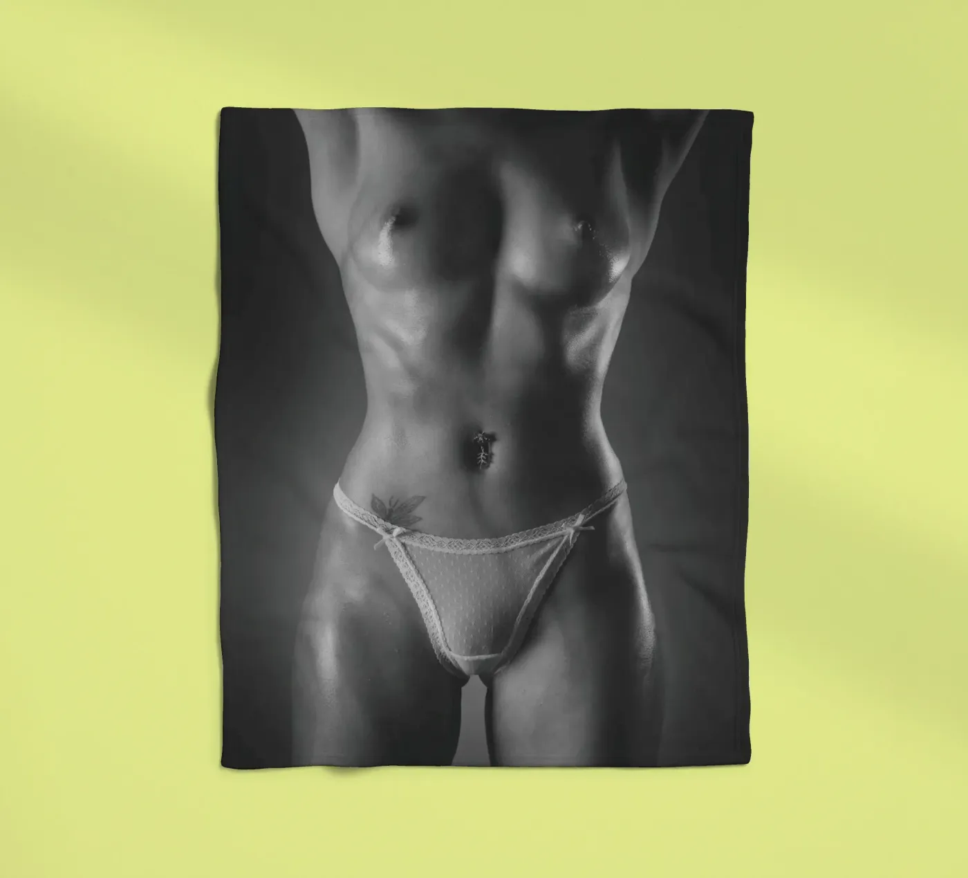 Ashlee coperta in pile da Dave Hare Photography