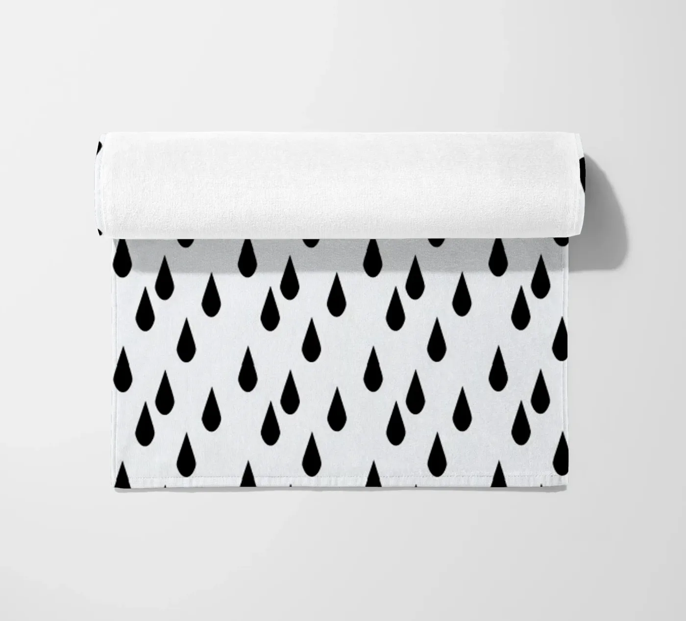 Rain telo mare da Charlotte Winter