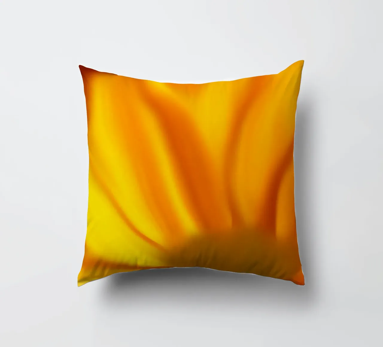 Fiore giallo, simile all'acquerello cuscino da Something for you
