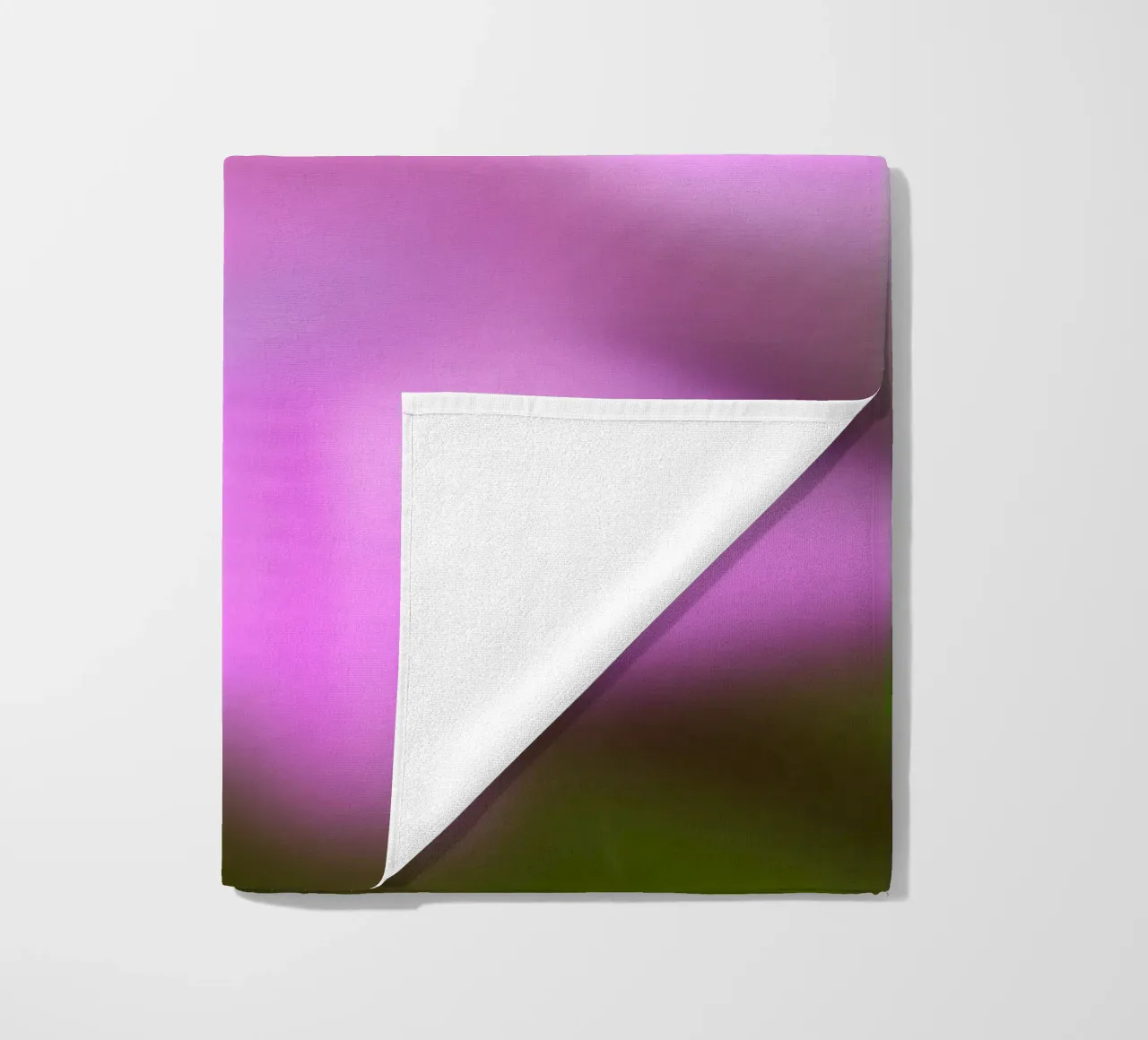 Fiore viola, simile all'acquerello telo mare da Something for you