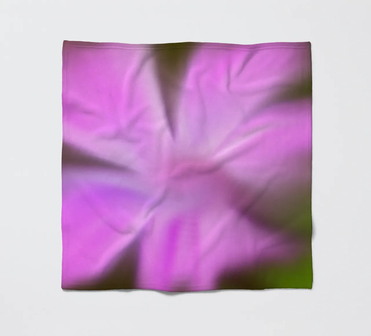 Fiore viola, simile all'acquerello coperta in pile da Something for you