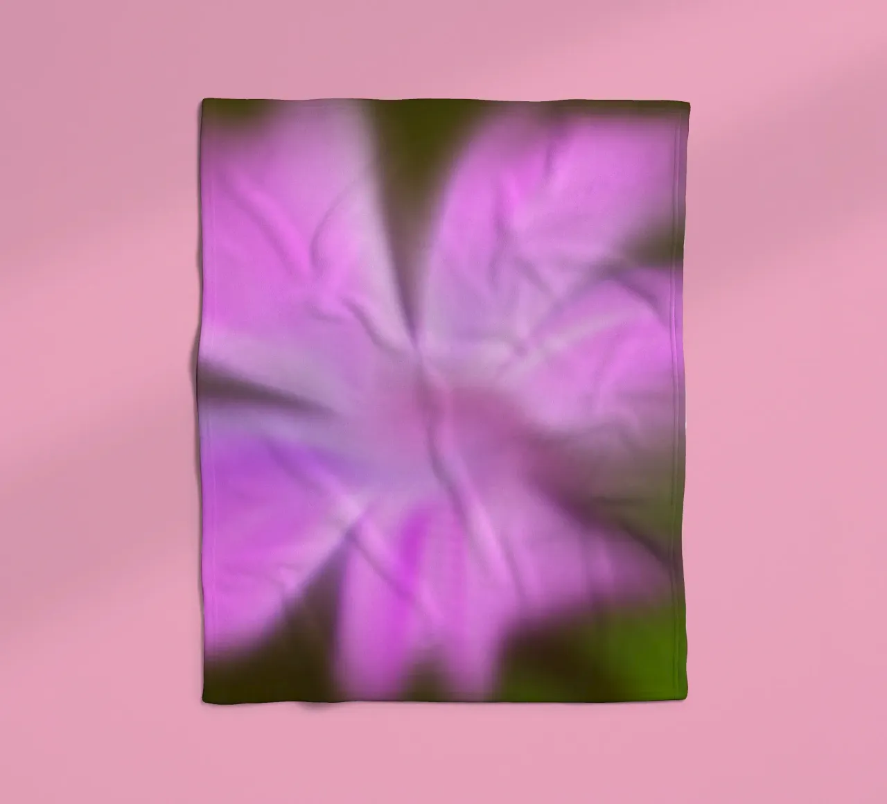 Fiore viola, simile all'acquerello coperta in pile da Something for you