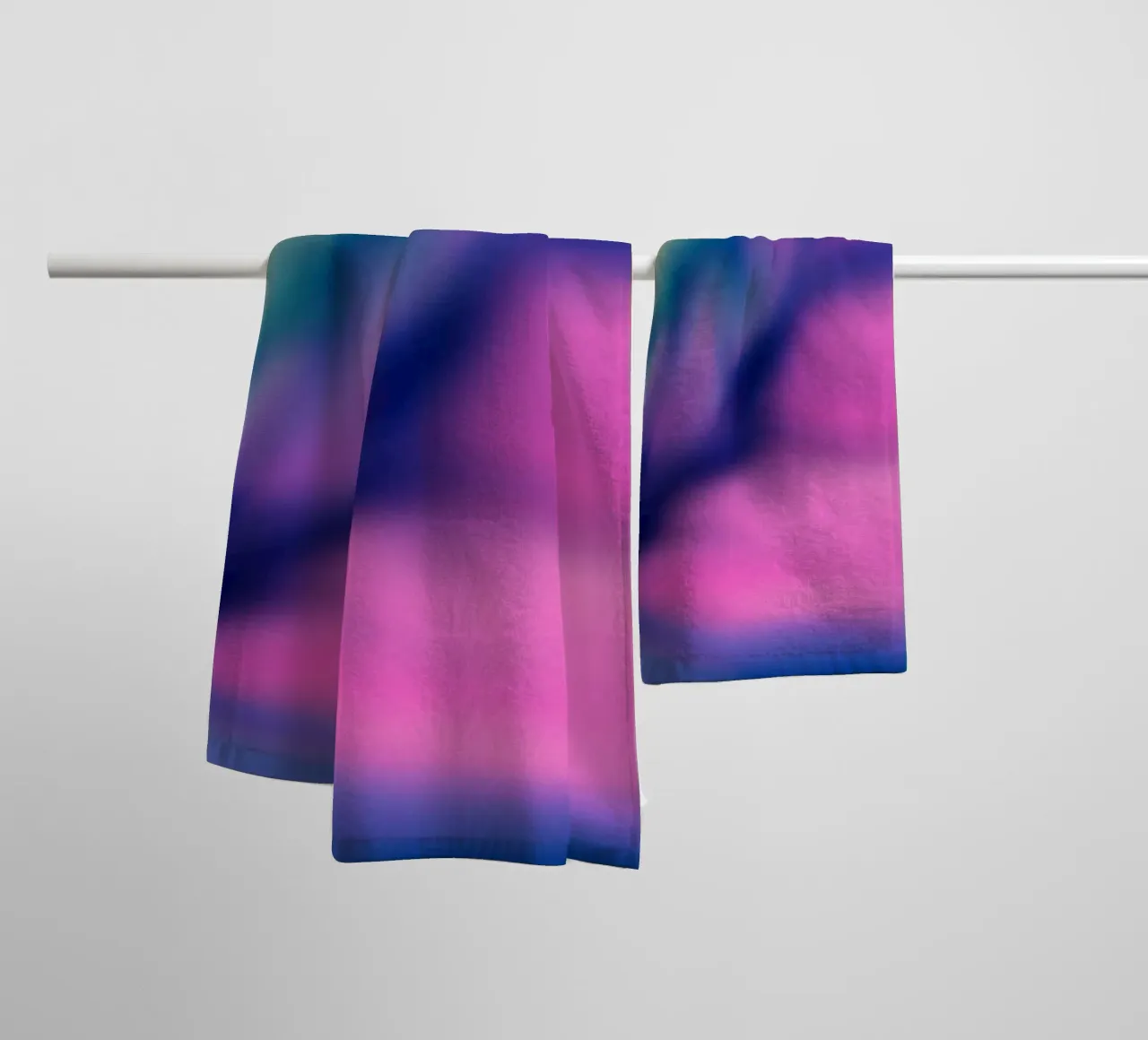 Fiore colorato sfocato, simile all'acquerello asciugamano da bagno da Something for you