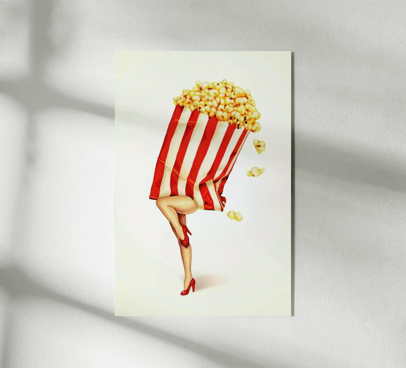 Popcorn Girl plexiglass da Kelly Gilleran