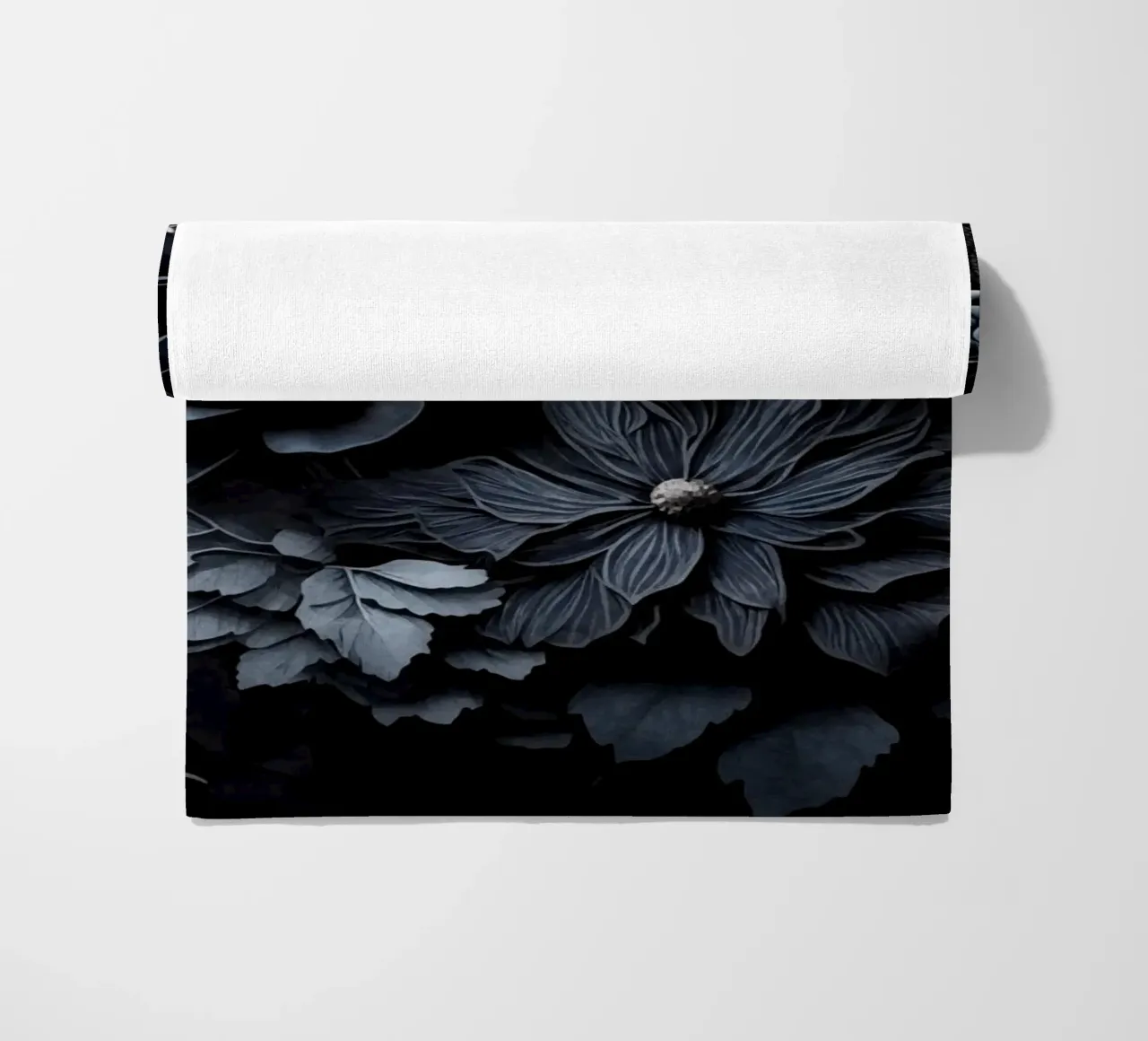 Renaissance Vibes Azul acero Moody Flores opulentas toalla de playa de Andrea Haase Floral Passion