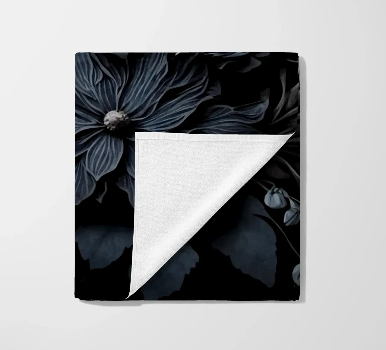 Renaissance Vibes Azul acero Moody Flores opulentas toalla de playa de Andrea Haase Floral Passion