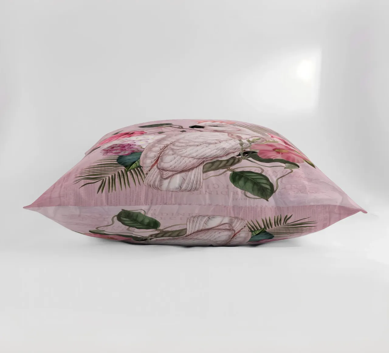 Nostalgia del cacatua floreale cuscino da Andrea Haase Vintage World