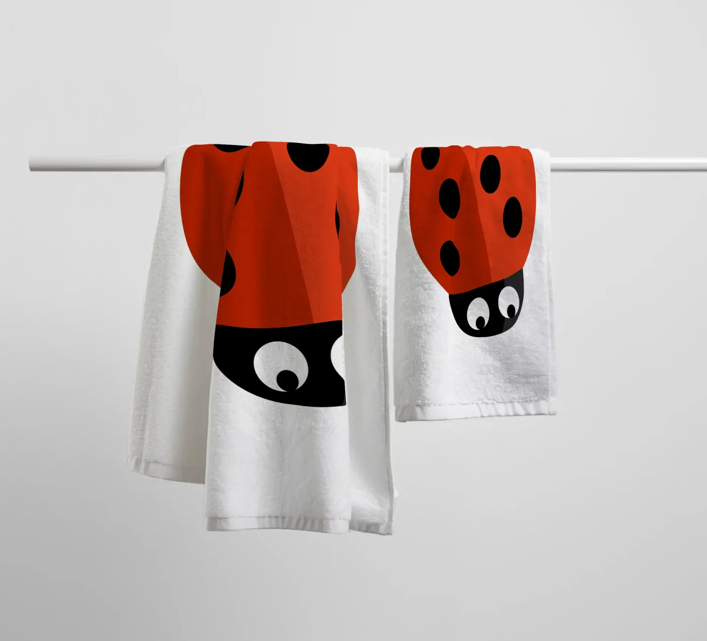 Lieveheersbeestje badhanddoek van C.WILL