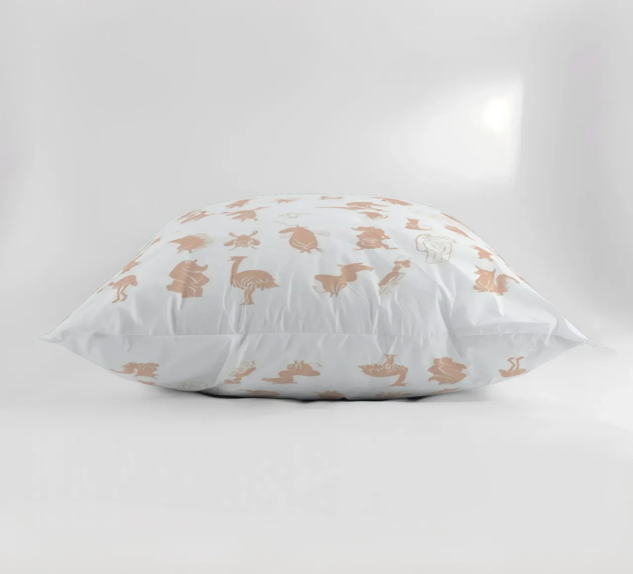 Naked cuscino da Monika Aichele