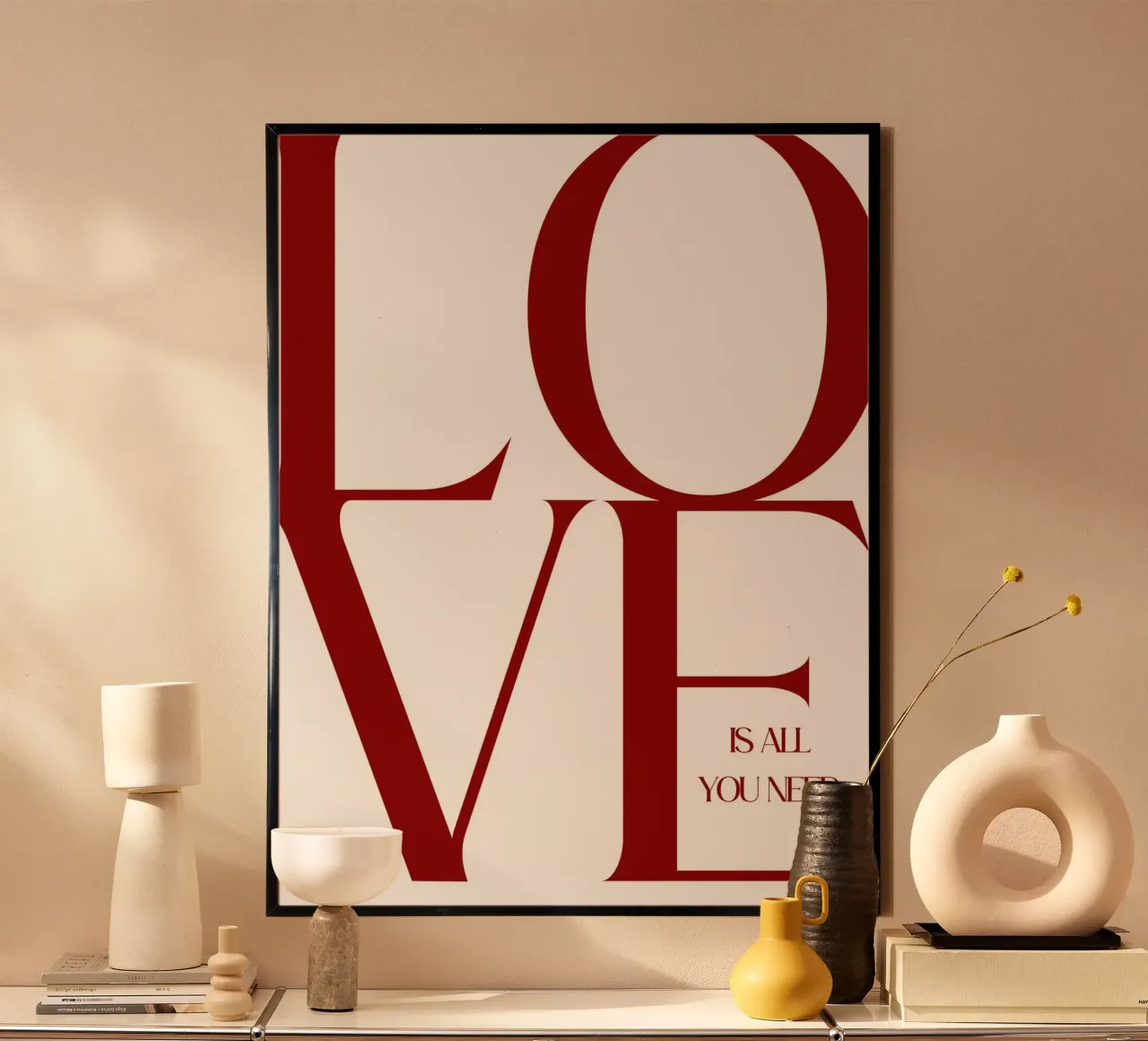LOVE is all you need poster con telaio in legno da ramosashop