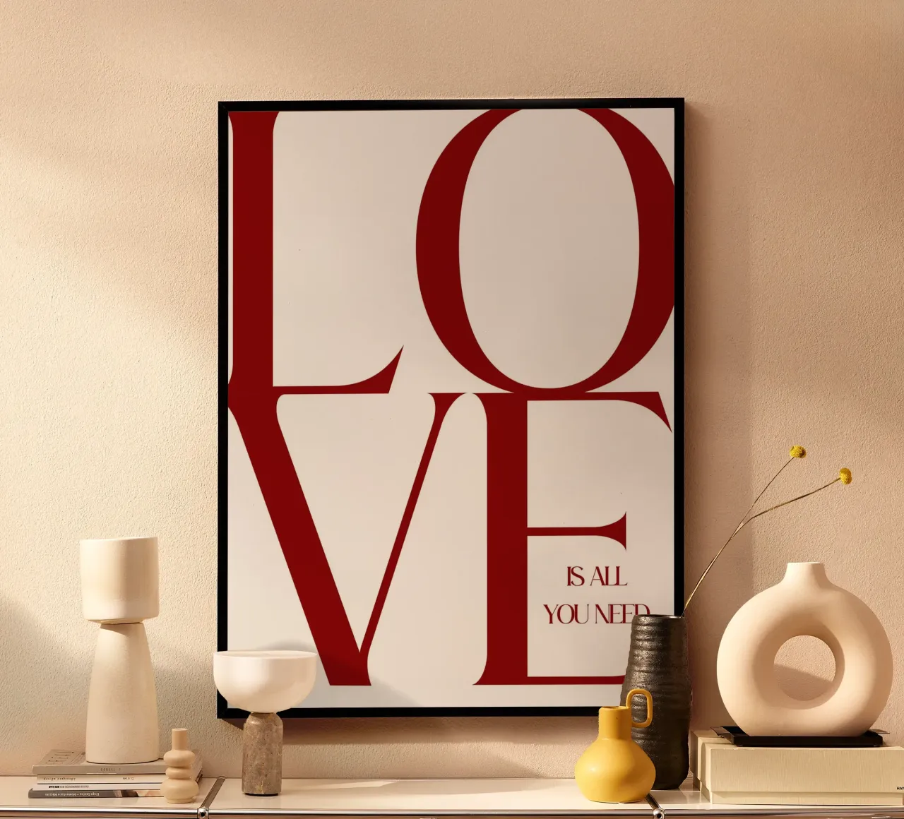 LOVE is all you need poster con telaio in legno da ramosashop