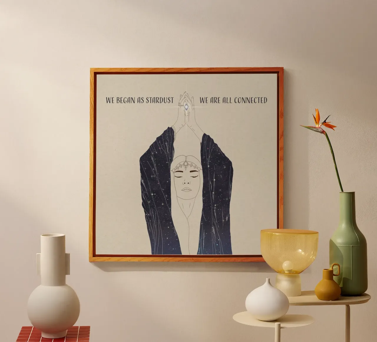 Nous avons commencé comme des poussières d'étoiles, nous sommes tous connectés Déesse Boho plexiglas de This Wild Soul - Illustration