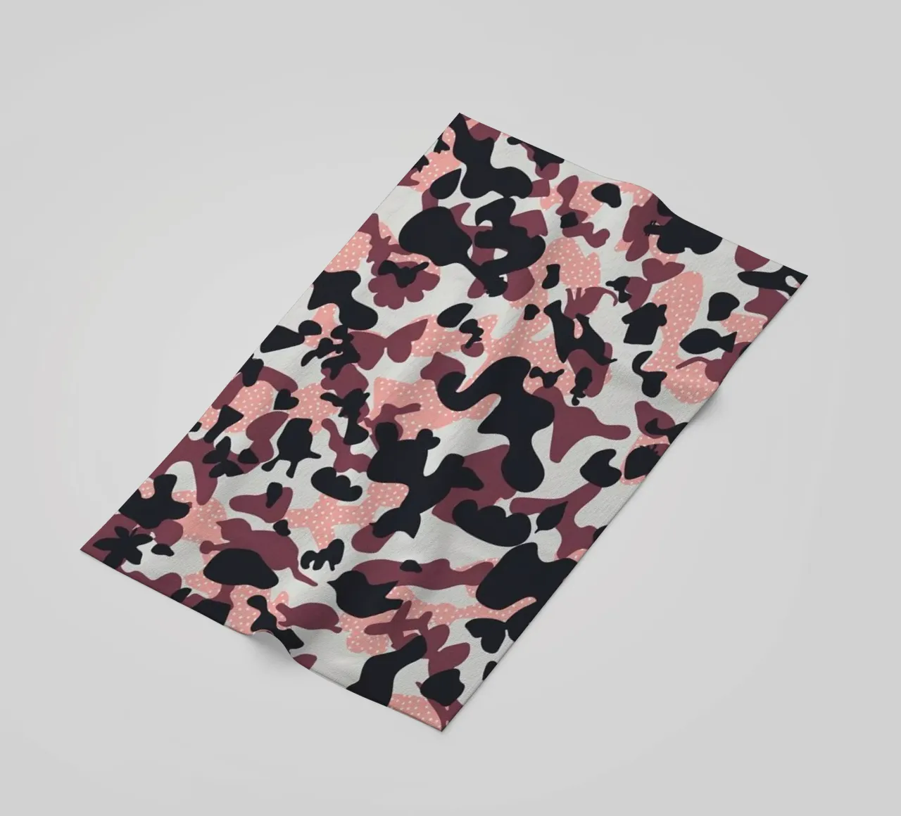 UN/HIDE - Camo Asud beach towel by Arthelps gGmbH