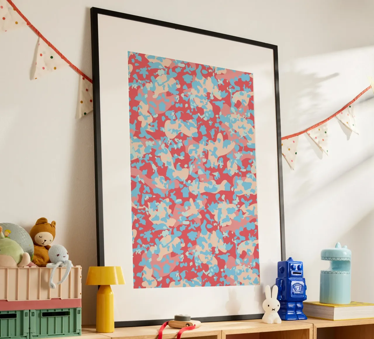 UN/HIDE - Camo Ahmar poster con telaio in alluminio da Arthelps gGmbH