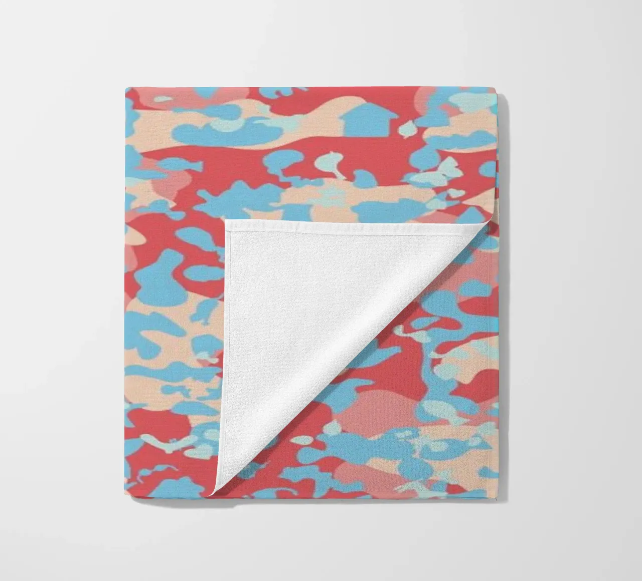 UN/HIDE - Camo Ahmar strandhanddoek van Arthelps gGmbH