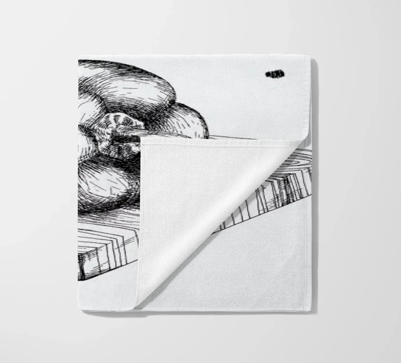 Poor Pepper beach towel by Anna Fietta