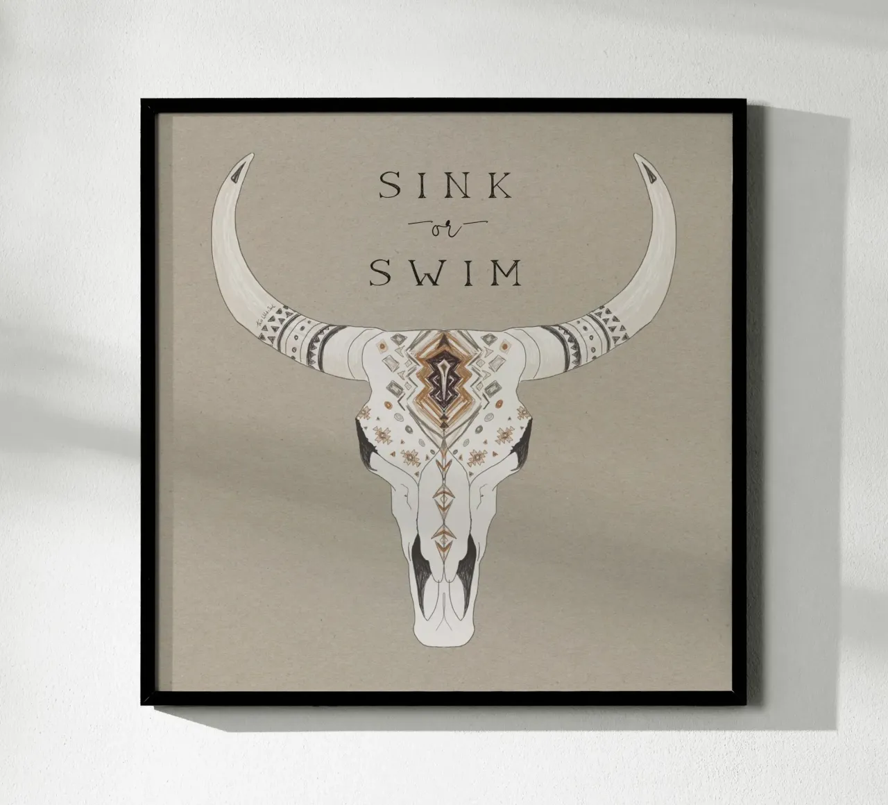 Sink or Swim Joshua Tree Ranch Teschio di bisonte motivo azteco poster con telaio in plastica da This Wild Soul - Illustration
