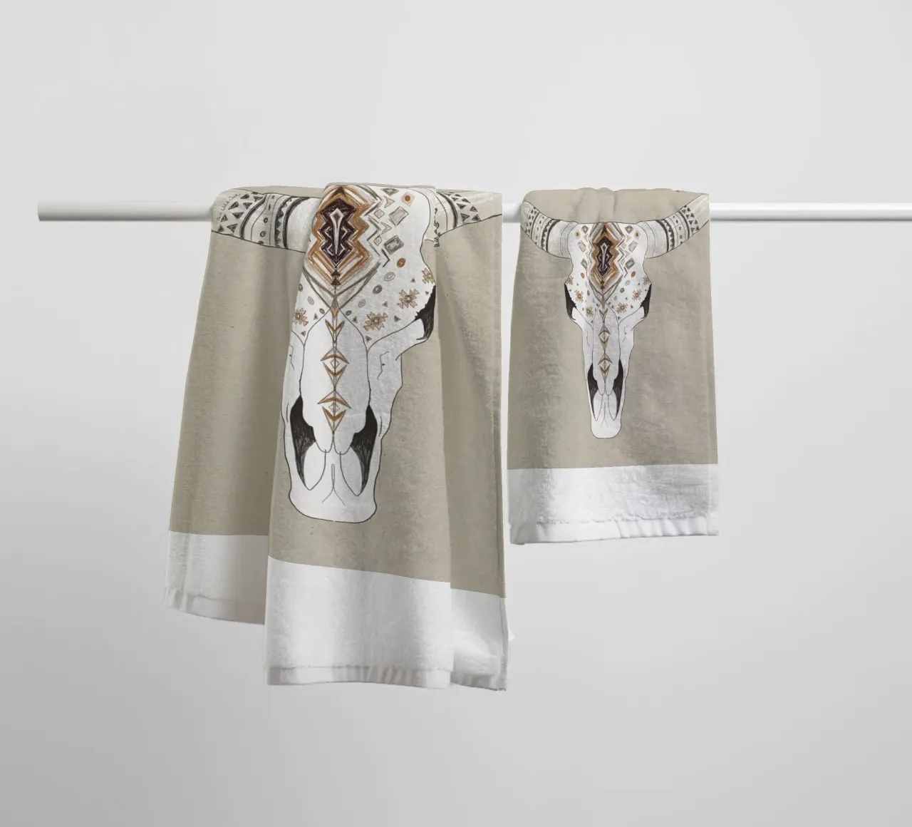 "Stay Wild" Boho Aztec Patterned Bison Skull Desert Vibe asciugamano da bagno da This Wild Soul - Illustration