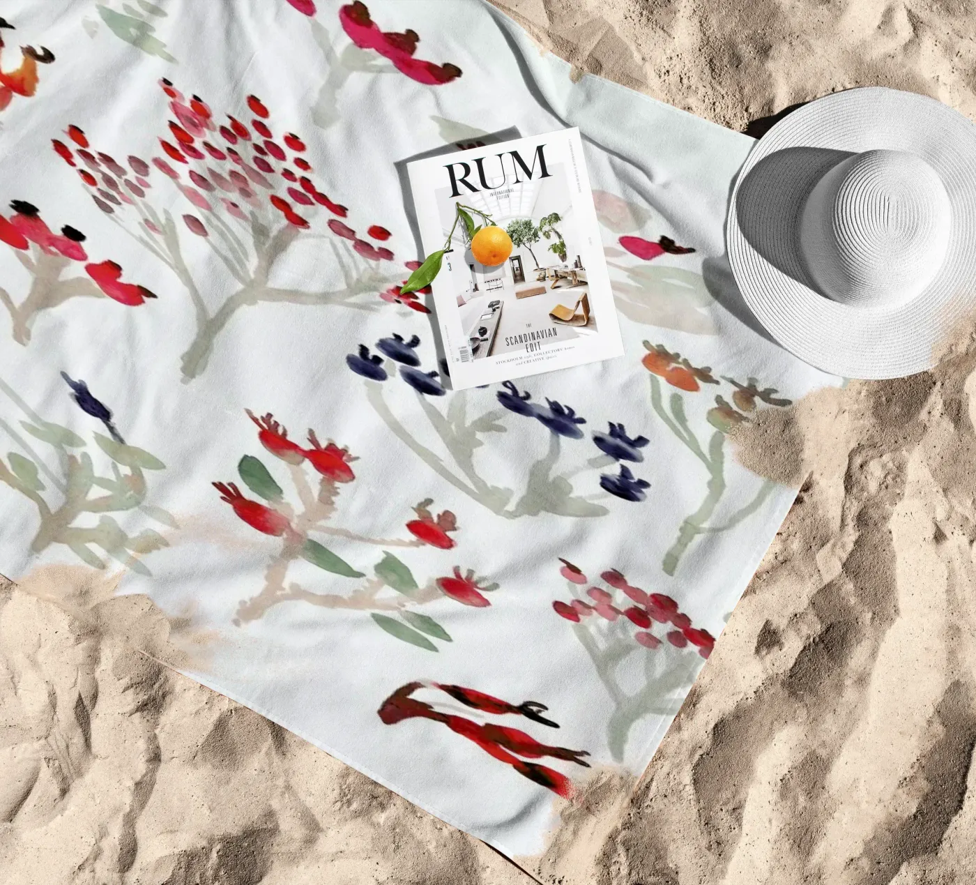 Berries strandhanddoek van Farina Kuklinski