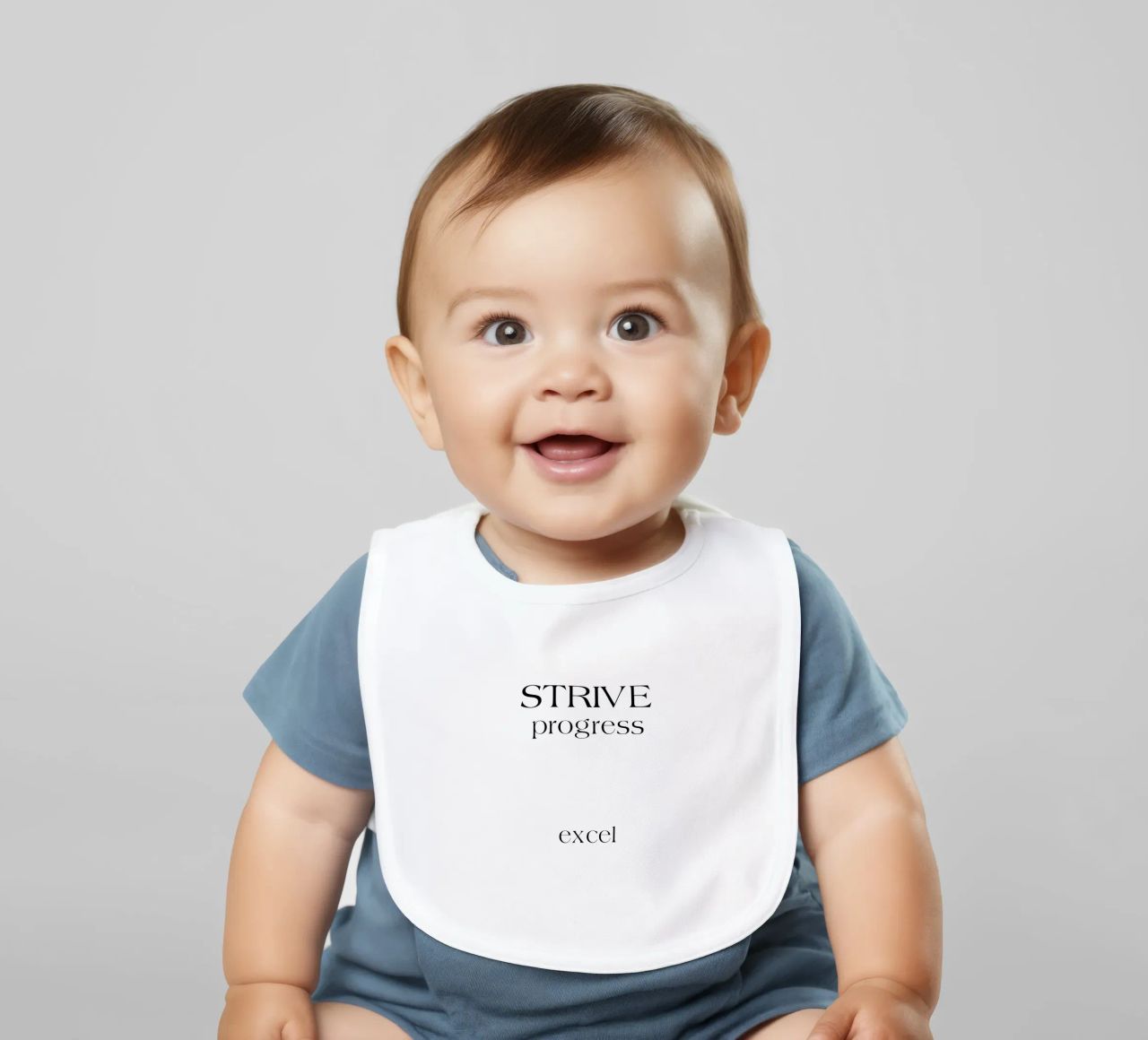 Strive Progress Tipografia semplice e minimalista Excel bavaglino da YV TYPOGRAPHY