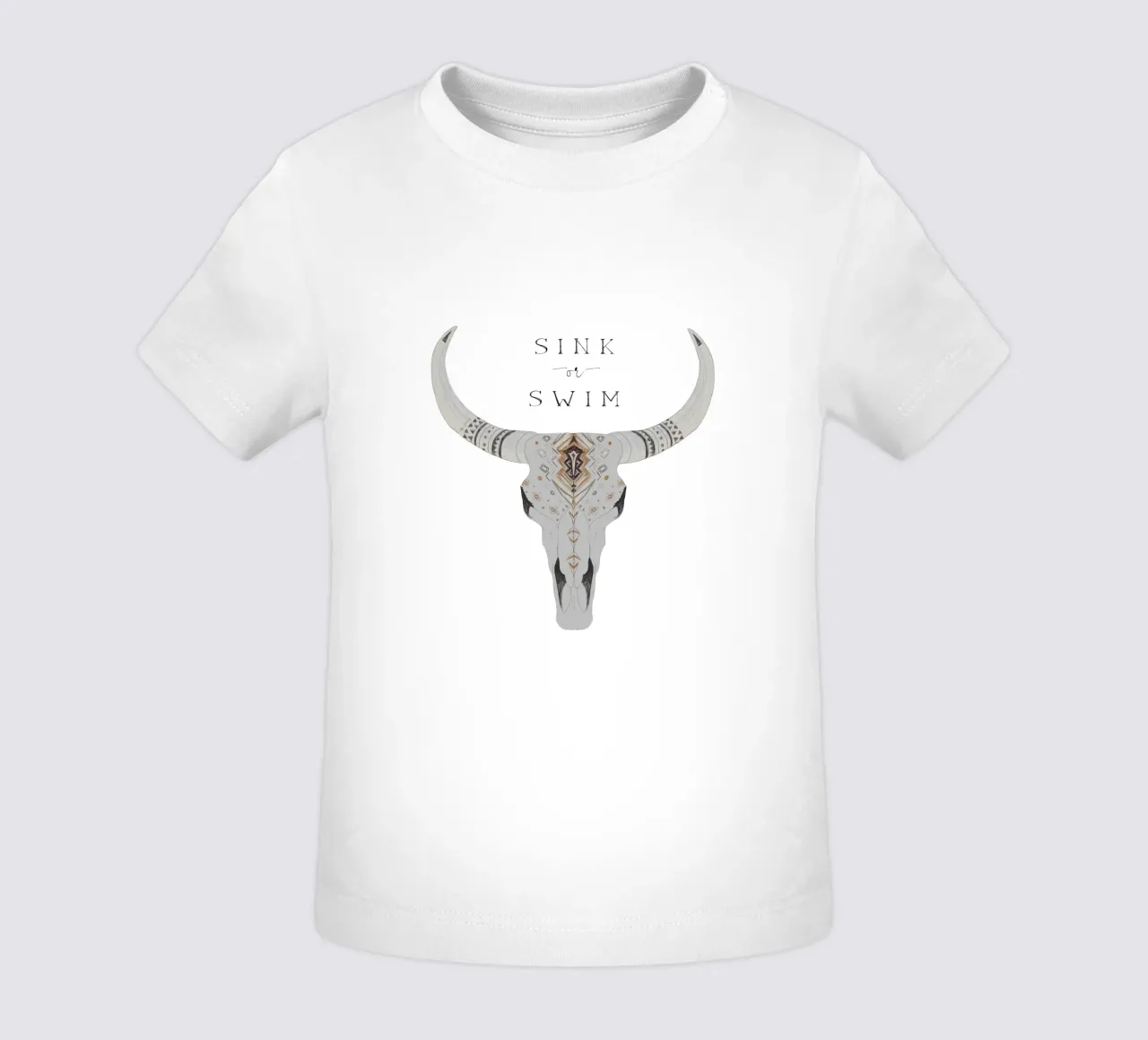 Sink or Swim Tipografia del deserto sud-occidentale Boho Teschio di bisonte maglietta neonato da This Wild Soul - Illustration