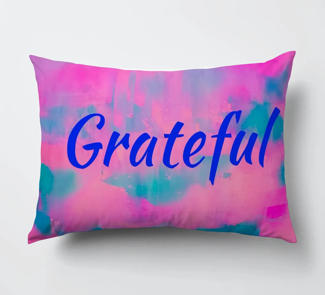 Stampa astratta colorata 'Grateful' - Testo blu cuscino da FABOArt