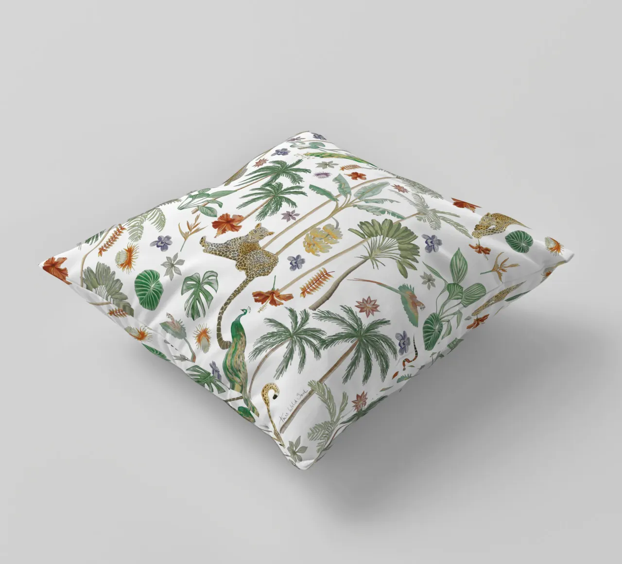 Giungla tropicale, giaguaro, pavone, motivo vegetale botanico cuscino da This Wild Soul - Illustration
