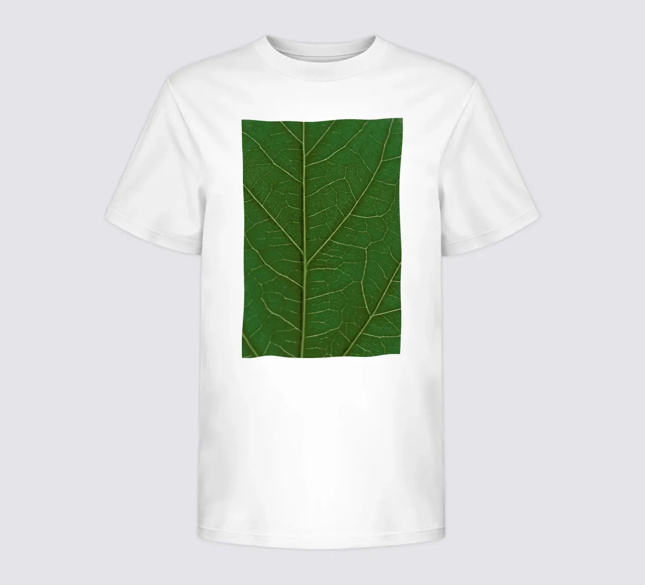Look Real Close kids t-shirt by Studio Nahili