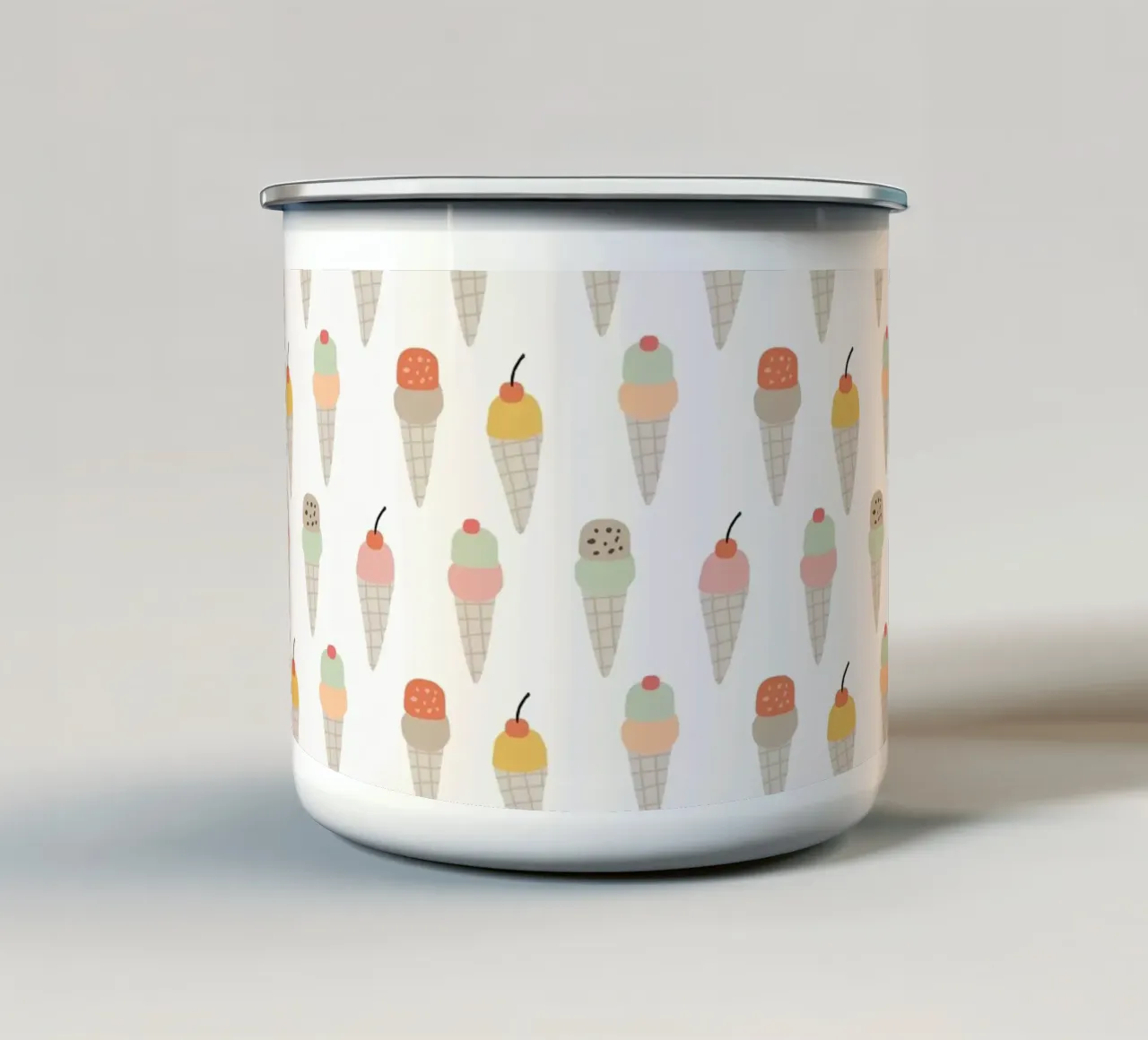 Pattern Play No 21 tazza in smalto da treechild