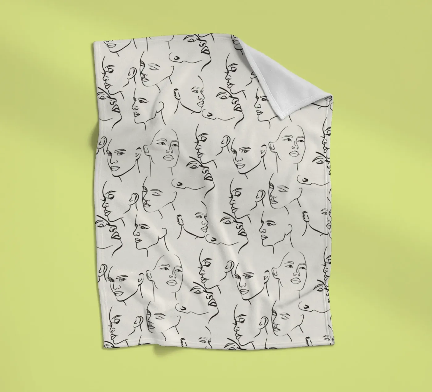 Pattern Play No 4 Fleecedecke von treechild