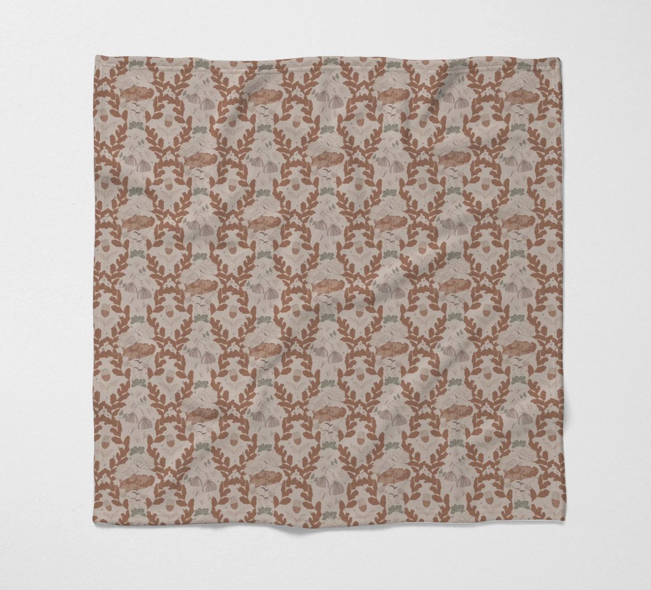 Hovering over a nectar coperta in pile da Mandalla Pattern