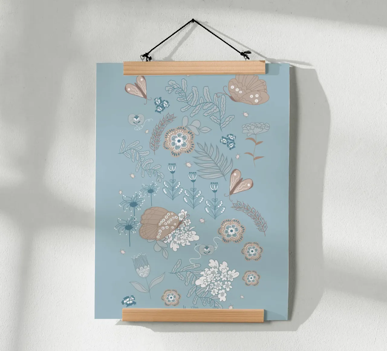 Busy life in the forest - on blue carta hahnemühle da Mandalla Pattern