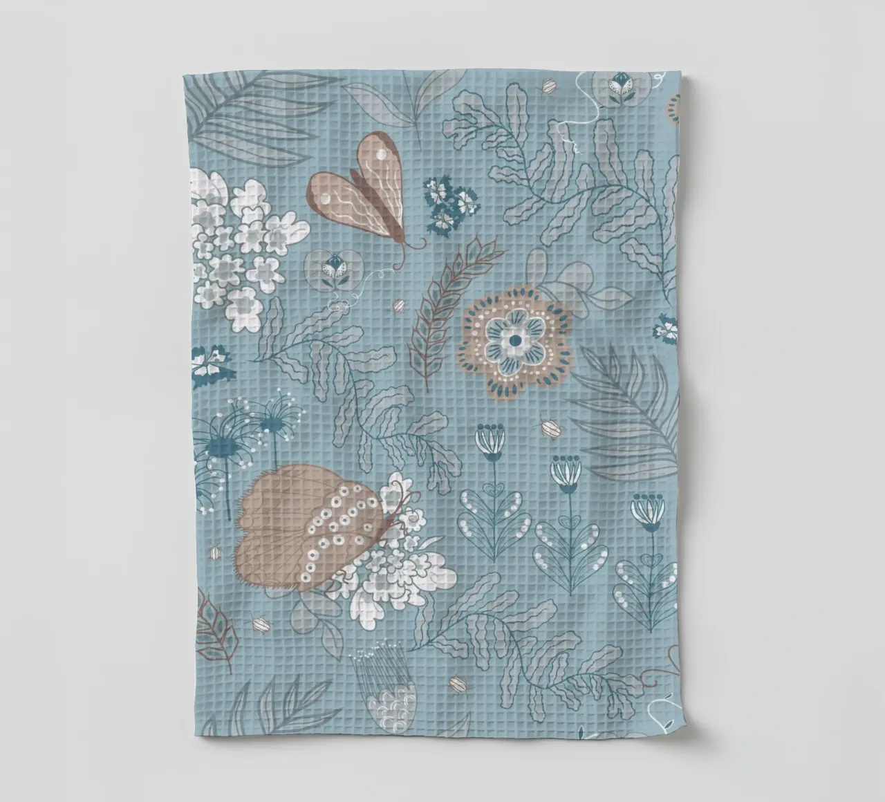 Busy life in the forest - on blue canovaccio da cucina da Mandalla Pattern