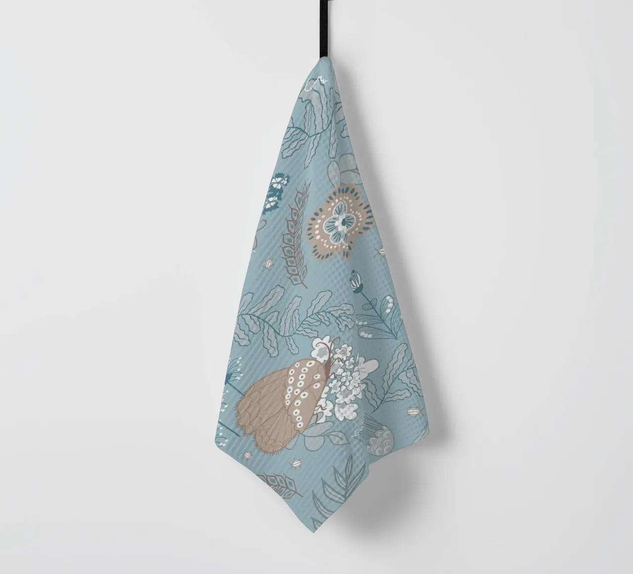 Busy life in the forest - on blue canovaccio da cucina da Mandalla Pattern