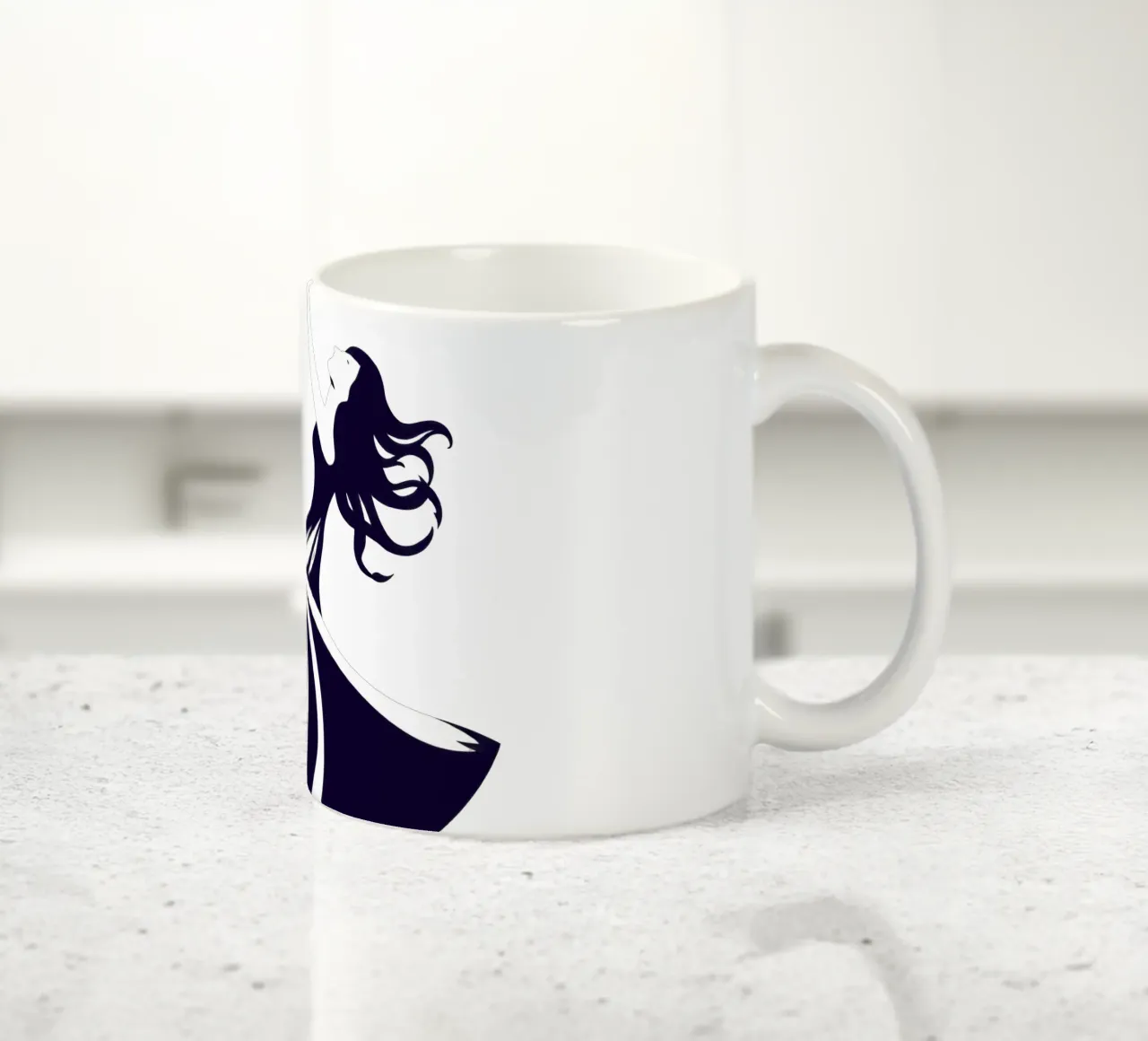 Danseuse élégante en robe fluide dansant mug en céramique de DesignDoodle
