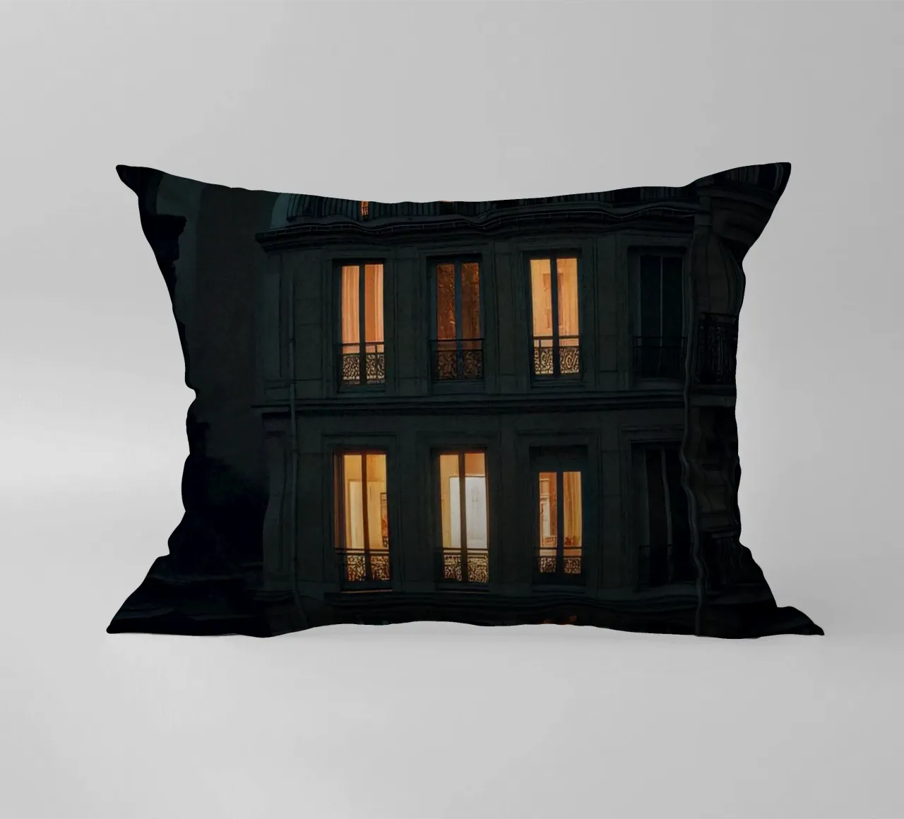 Silhouette e luci: Parigi al crepuscolo cuscino da By Night