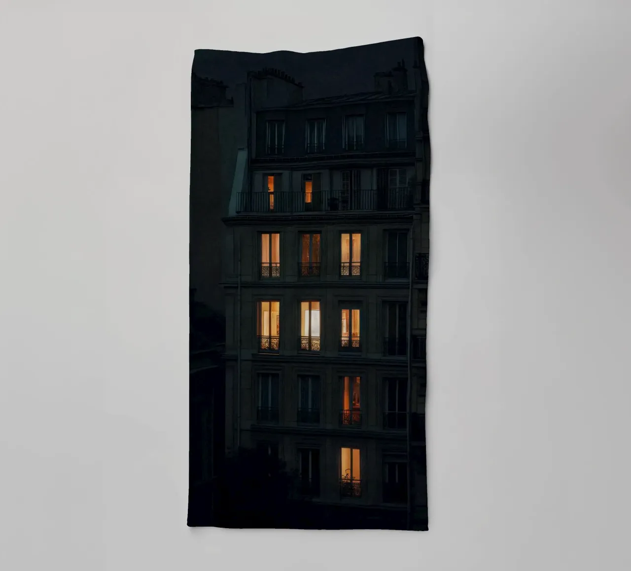 Silhouettes and lights: Paris at twilight towel by By Night