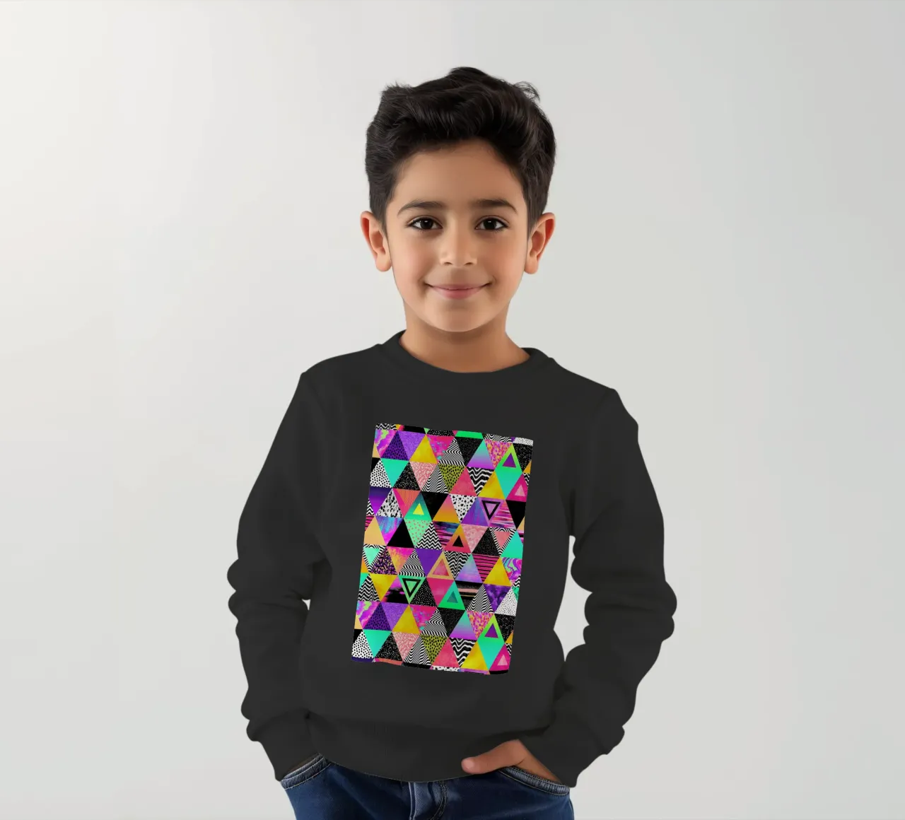 Quirky Triangles felpa bambino da Elisabeth Fredriksson