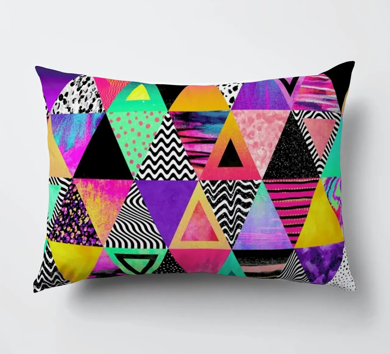 Quirky Triangles cuscino da Elisabeth Fredriksson
