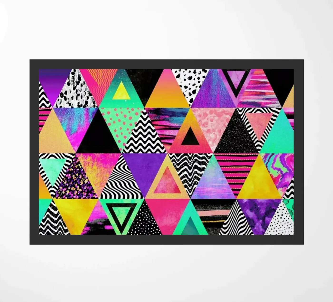 Quirky Triangles zerbino da Elisabeth Fredriksson